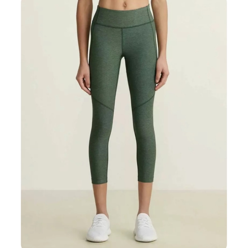 Outdoor Voices 3/4 Warmup Leggings Hunter Green Small